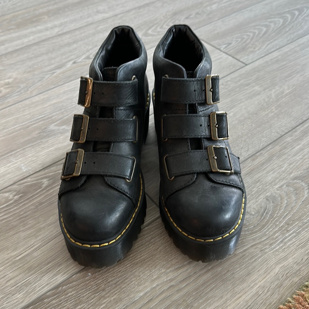 Dr Martens Coppola Black Buckle Boots women’s 6 US
